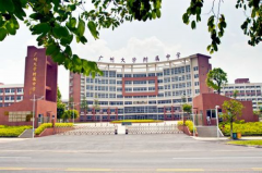 明治漆涂装工程—广州大学附属中学翻新工程